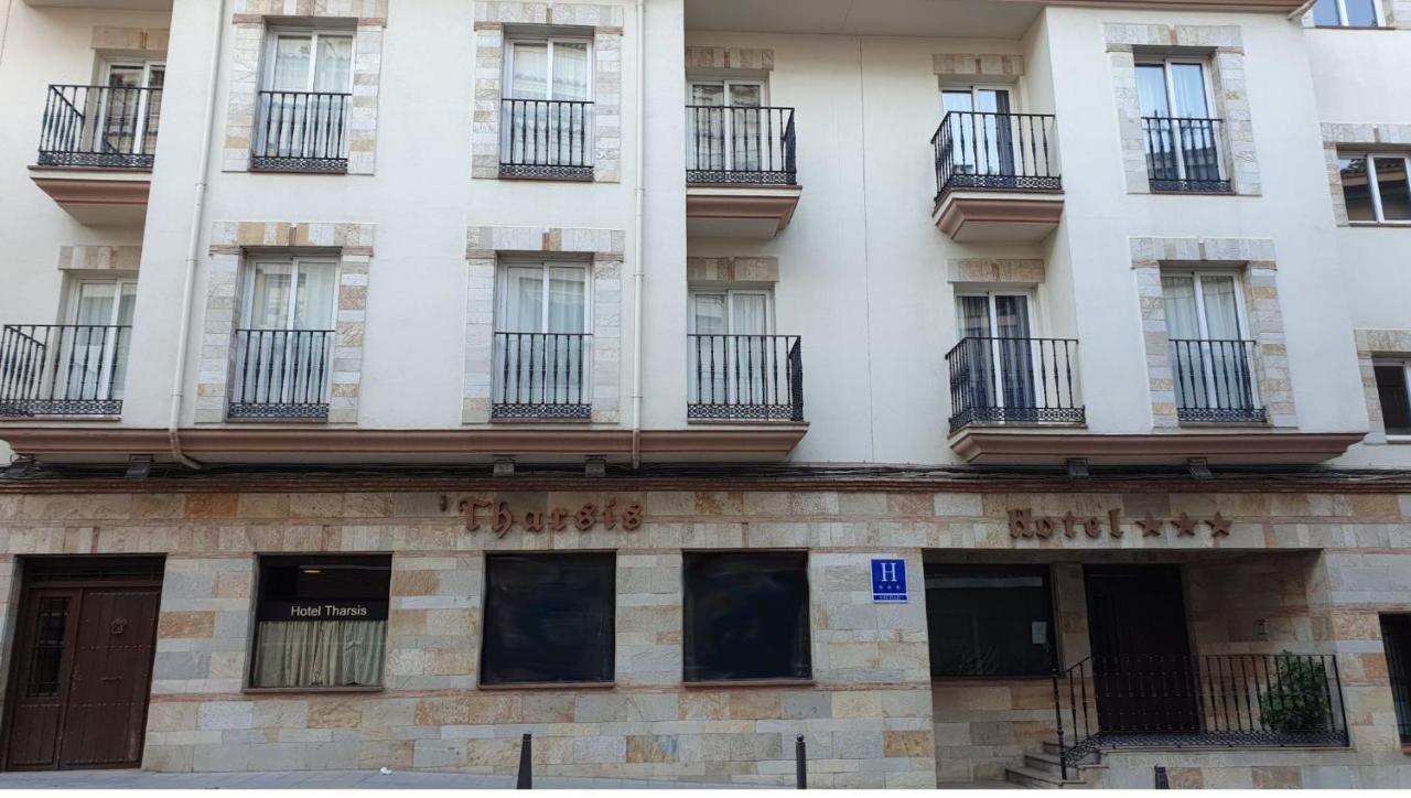Hotel Tharsis Cazorla Exteriör bild